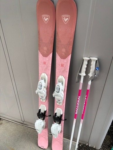 18000円→15000円にお値下げしました＾＾　ROSSIGNOL(ロシニョール)スキー板、1年生　女の子
