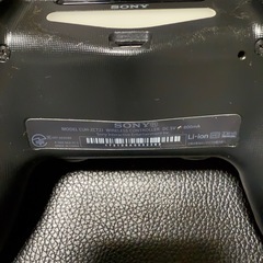 PS4コントローラーとソフト5本セットの画像