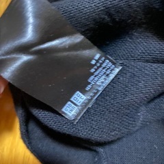 UNIQLO黒ニットの画像