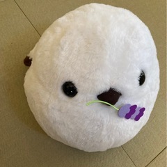 シマエナガの大きなぬいぐるみの画像