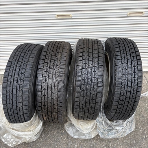 ダンロップ スタッドレスタイヤ 205 60R16 ホイール付き