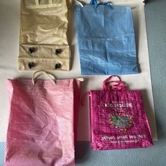北海道 沖縄 土産袋 4点セット キャスター付き 含む ポートバッグ 折りたたみ可能 キャリーバッグ 土産 みやげバッグ 中古品  の画像