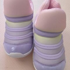 18cm★女の子★運動靴★使用回数1回の画像