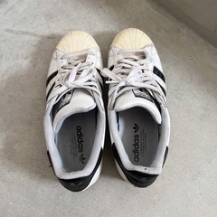 adidas スニーカー27.0cmの画像