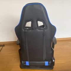 ゲーミングチェアの画像