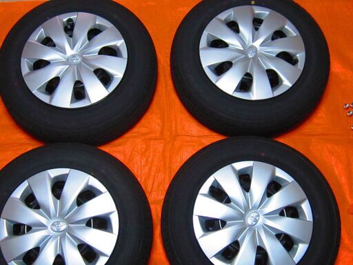 プロボックス用純正ホイール＆タイヤ/F仕様の新車外し：室内保管品