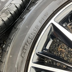 １８インチ・RAYZ ベルサス　タイヤホイールセットの画像