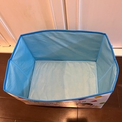 組み立て式ダンボール箱　クレヨンしんちゃんの画像