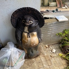 タヌキおき置物の画像
