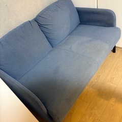 IKEAソファ　ブルーの画像