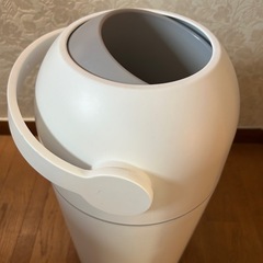 ピジョンオムツバケツ　ゴミ箱の画像