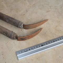 詳細不明 2本セット 平 削り鎌 山菜鎌 キノコ鎌 古道具 大工道具 カマ 古民家 きのこの画像