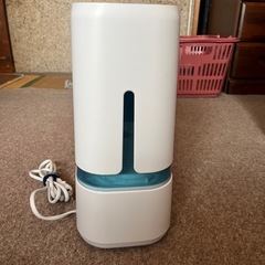 【値下げしました】加湿器の画像