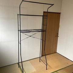 ハンガーラックの画像