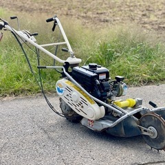 オーレック ウイングモア 自走式　WM606E 自走式草刈機　あぜ　作動品の画像