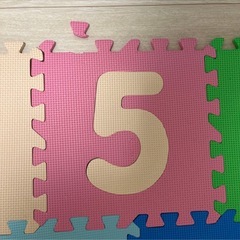 【最終価格】ジョイントマット 数字 動物柄 パズルマット キッズ ベビーの画像