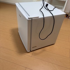 故障品 1ドア 小型 冷凍庫  の画像