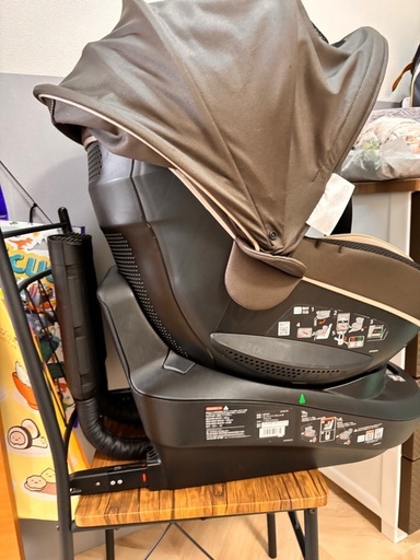 【取引中】エールべべ クルット 5i エールべべ クルット 5i グランス 　 ISOFIX チャイルドシート