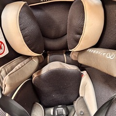 エールべべ クルット 5i エールべべ クルット 5i グランス 　 ISOFIX チャイルドシートの画像