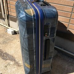 JM20326S)スーツケース・キャリーバッグ デニム柄 幅：約40cm 高さ：約65cm 奥行：約20cm 中古品【取りに来られる方限定】の画像