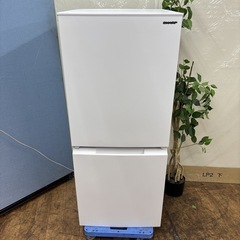 I556 🌈 2023年製の高年式♪ SHARP 冷蔵庫 (152L) ⭐ 動作確認済 ⭐ クリーニング済の画像