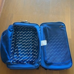 スーツケースの画像