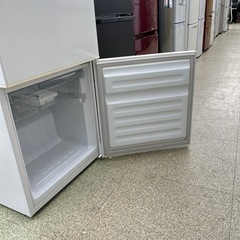リユースのサカイ東金店 TWINBIRD 冷蔵庫 19年製 110L ※傷汚れあり、下のクリアケース１個なし TJ15336の画像