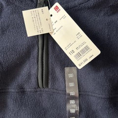 【新品　未使用】UNIQLO フリース　サイズ110の画像