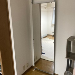 全身鏡の画像