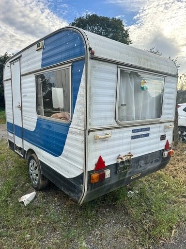 移動式キャンピングカー D290