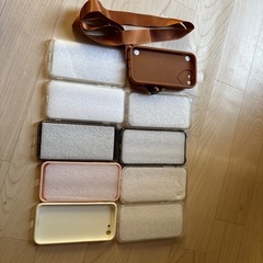 iPhone8?のカバーの画像