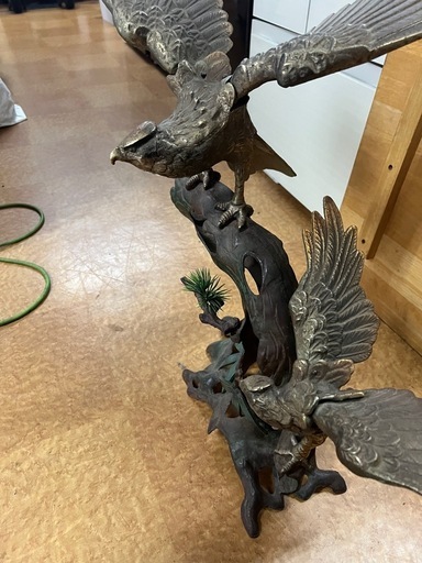 鷹の置物 鉄製