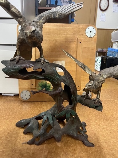 鷹の置物 鉄製