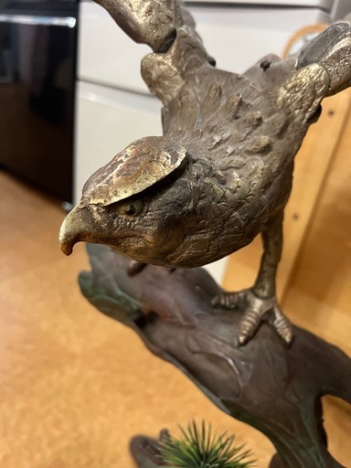 鷹の置物 鉄製