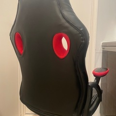 ゲーミングチェアの画像
