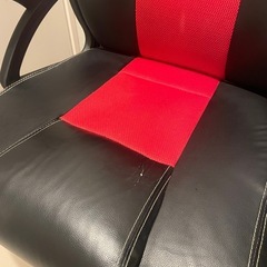 ゲーミングチェアの画像