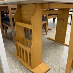 リユースのサカイ東金店 ダイニングテーブル＆椅子一脚セット ※椅子破れシミあり TJ15340の画像