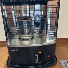 コロナ　　自然通気形開放
式石油ストーブの画像