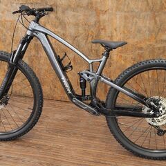 状態良好 TREK トレック Fuel EX 5 Gen 6 ML 29 Galactic Grey/DarkStar トレイルマウンテンバイク Deore 1x12速 自転車の画像