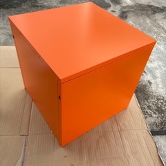 IKEA イケア　LIXHULT リックスフルト　キャビネット　35×35　オレンジ　廃盤品の画像