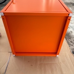 IKEA イケア　LIXHULT リックスフルト　キャビネット　35×35　オレンジ　廃盤品の画像