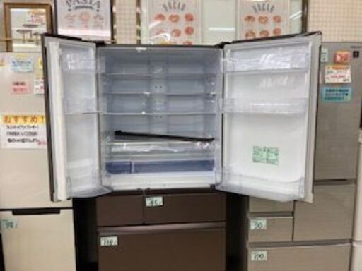 ID:665385　冷蔵庫７００L　三菱　２０２２年製