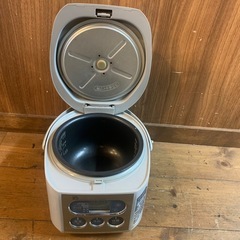 SANYO 炊飯器　ECJ-FS35 0.63L 動作確認済み　2004年製の画像