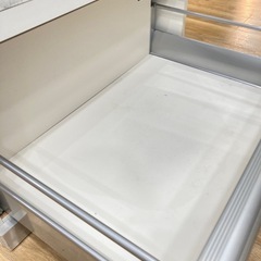 【トレファク高槻店】取りに来られる方限定！スライド式の食器棚のご紹介です！の画像