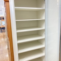 【トレファク高槻店】取りに来られる方限定！スライド式の食器棚のご紹介です！の画像
