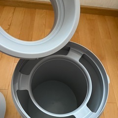 ピジョン　ステール　おむつゴミ箱の画像