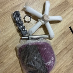 新品未使用　サドル型チェア パープル 高さ調整可能の画像