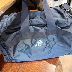 adidas アディダス ボストンバック 大容量の画像