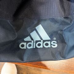 adidas アディダス ボストンバック 大容量の画像