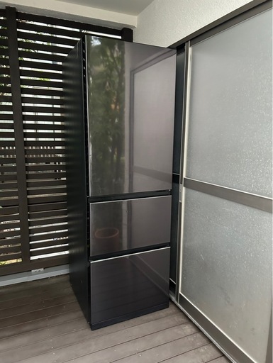 HITACHI 冷蔵庫　375L 2020年製